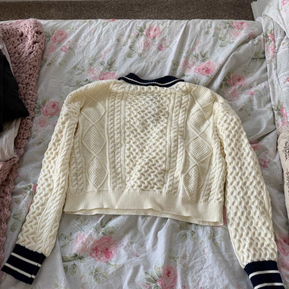 Sweater - Picture 2 of 3